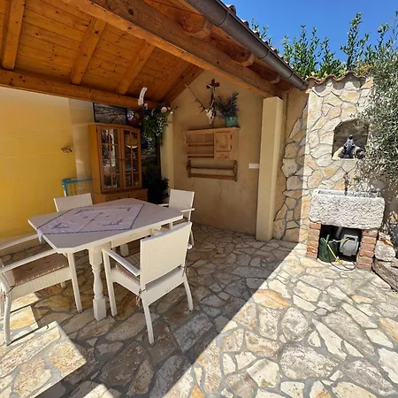 Mediterranes M. Terrasse Lägenhet Veli Lošinj