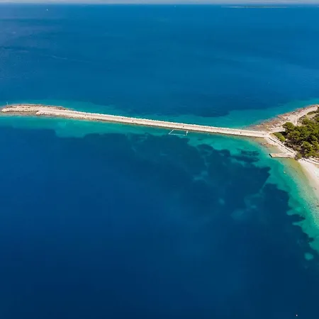 Mediterranes M. Terrasse Apartament Veli Lošinj