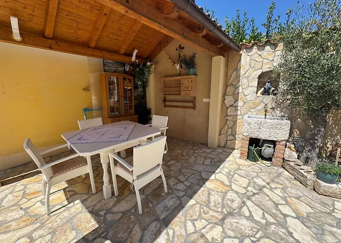 Mediterranes M. Terrasse 아파트 베리로신즈